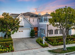 17 N Castaways, Newport Beach, CA 92660