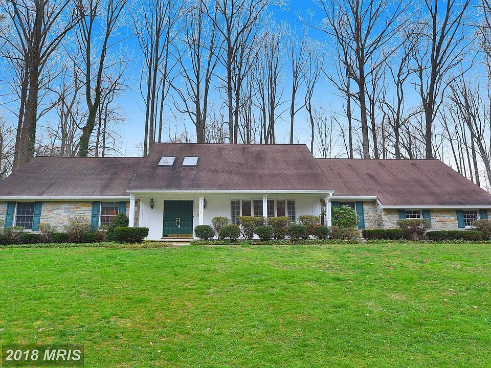 1st image of 3110 Woolsey Dr