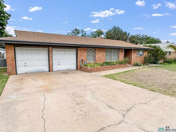 2nd image of 220 W Alto Dr