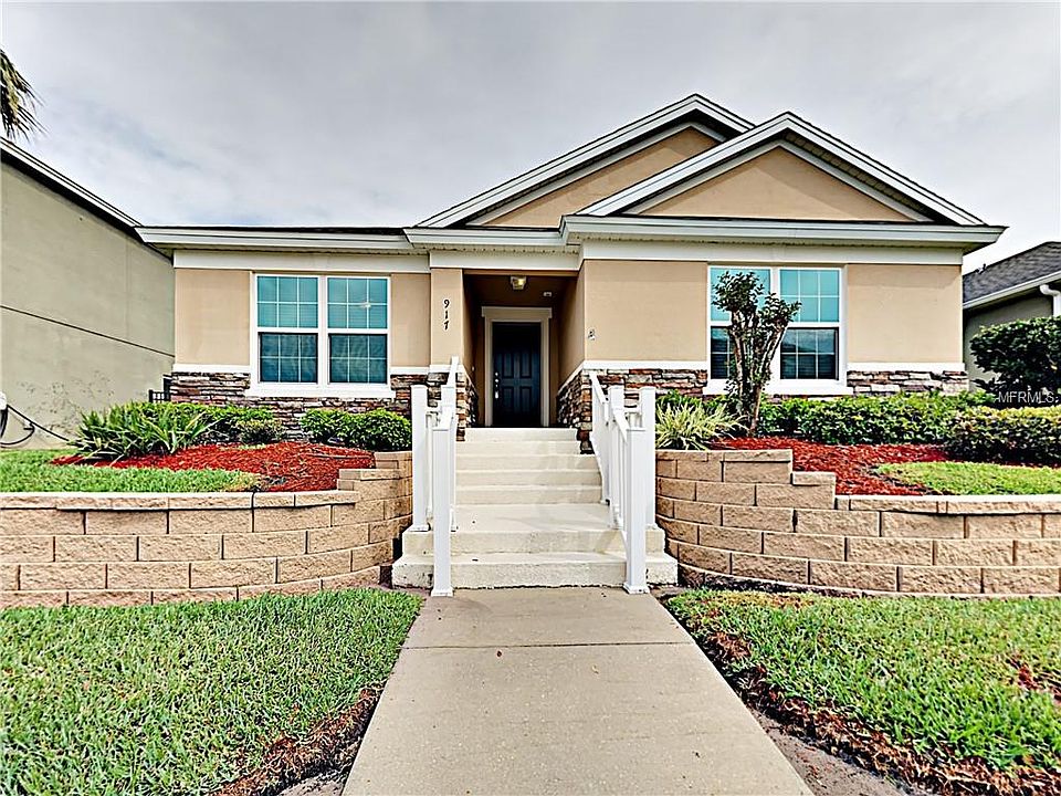 1st image of 917 Cloverwood Way
