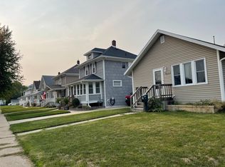 1537 Carrington St, Janesville, WI 53545