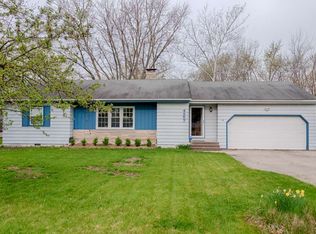 4257 Reed Rd, Fort Wayne, IN 46815