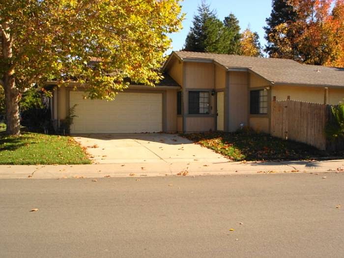 1st image of 3450 Larchwood Dr