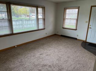 3311 Darwood Dr #1/2, Rockford, IL 61101
