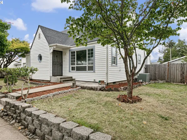 1025 T St, Springfield, OR 97477