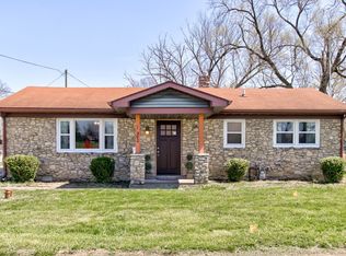 11892 N Division Rd, Fountaintown, IN 46130