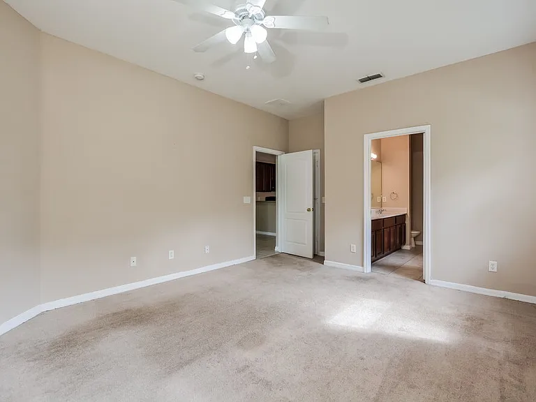 1814 Madison Ivy Cir — Photo 10