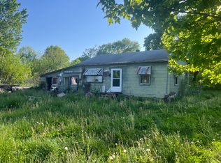 107 N Walnut St, Indianola, IL 61850