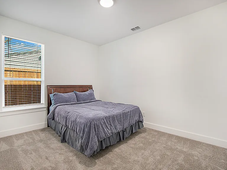 1436 Glen Ave — Photo 7