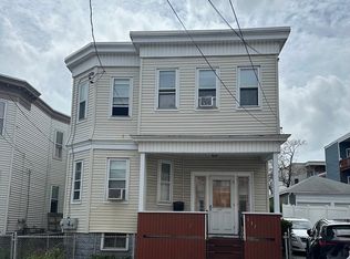 137 Congress Ave, Chelsea, MA 02150