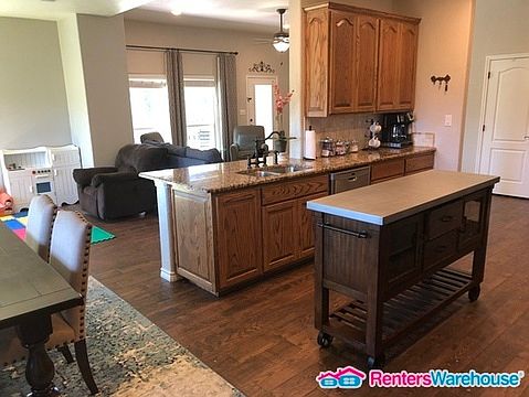 5th image of 237 Meadowlakes Dr