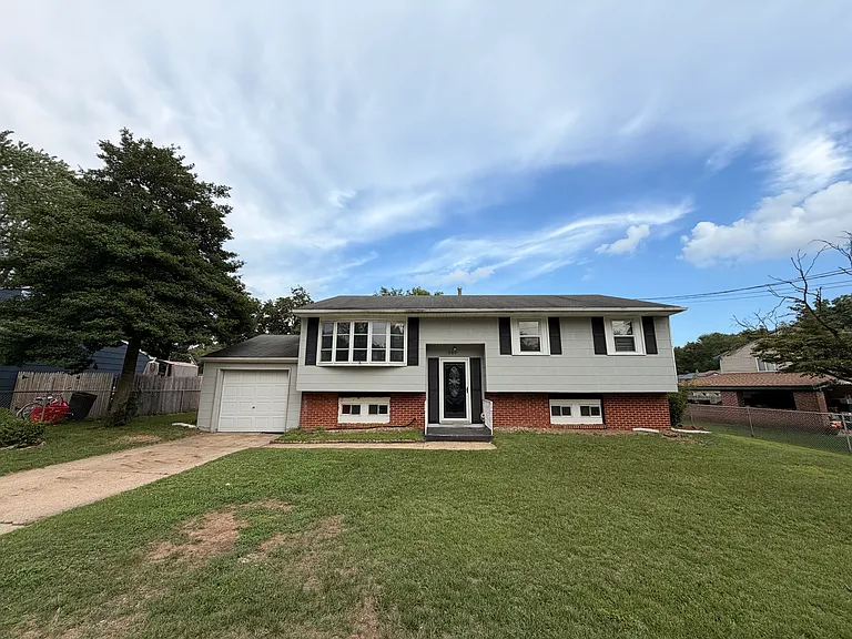 309 Ellis Ct — Photo 20