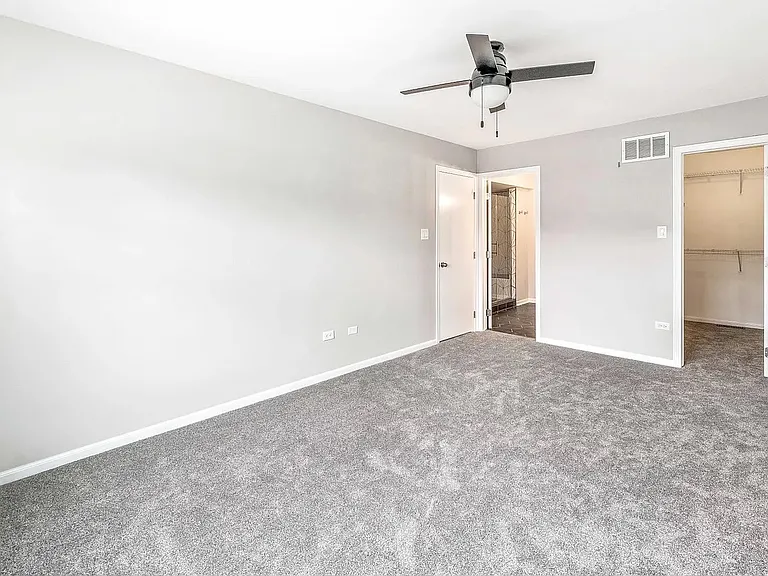13843 Cambridge Cir — Photo 13