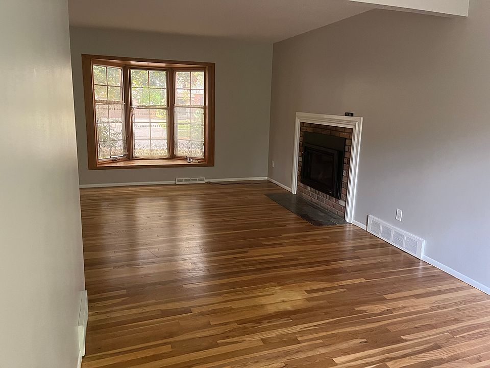 2nd image of 538A Langfield Dr