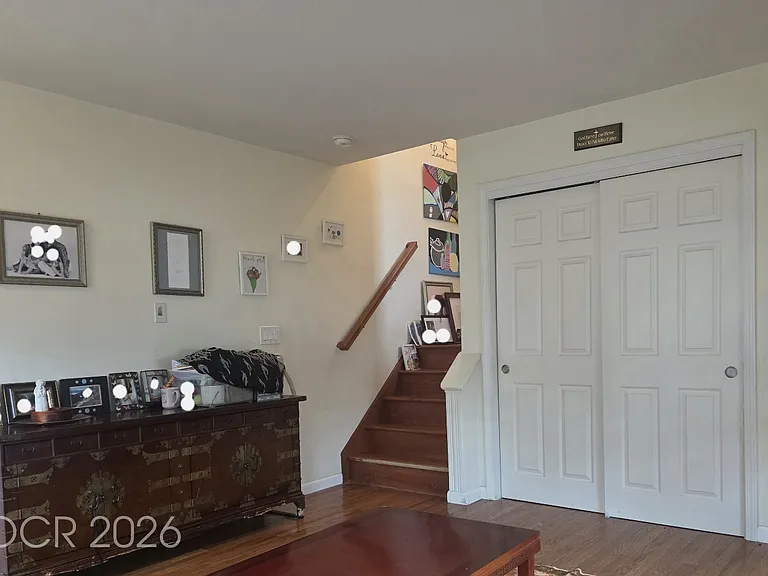 260 Edwards St #B — Photo 8