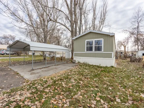 2616 Old Hardin Rd Trailer 20, Billings, MT 59101