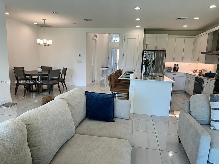 1413 Bushel Creek Xing — Photo 2