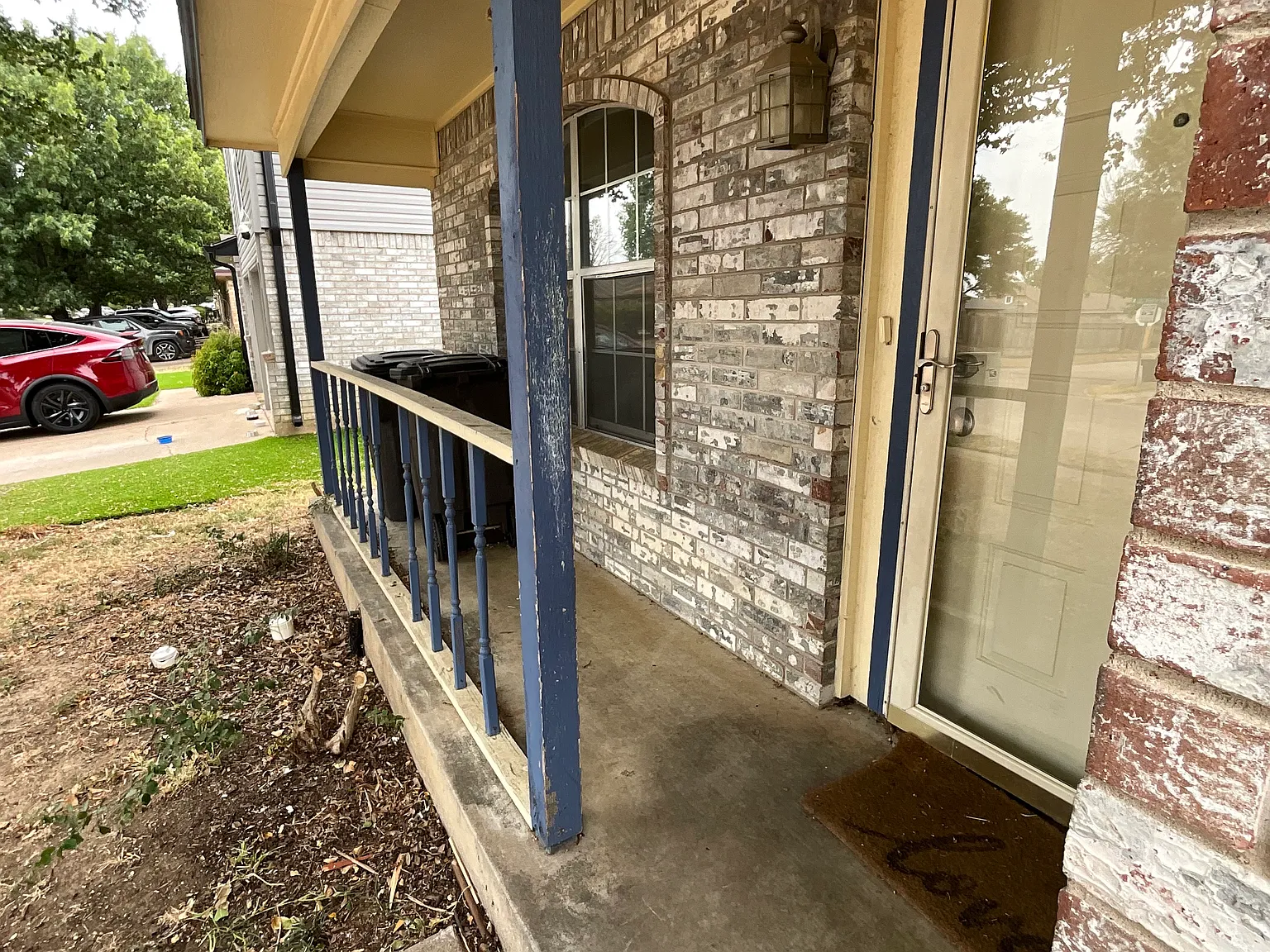 3 bed, 1213 sqft, $1,875 — Photo 2