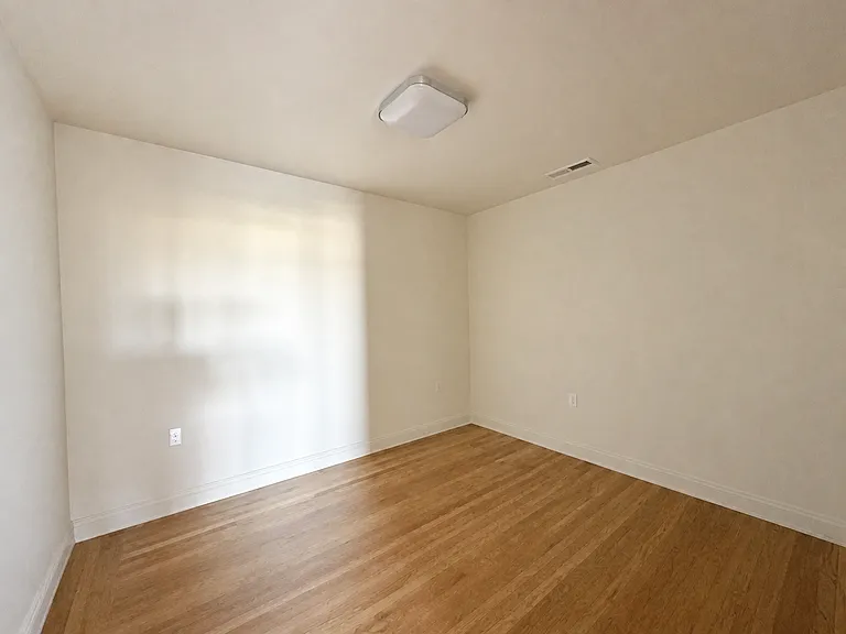 1506 Lincoln Ave #C — Photo 17