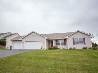 7609 Hawks Rdg, Machesney Park, IL 61115