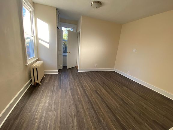 5th image of 25 Henry St Floor 1