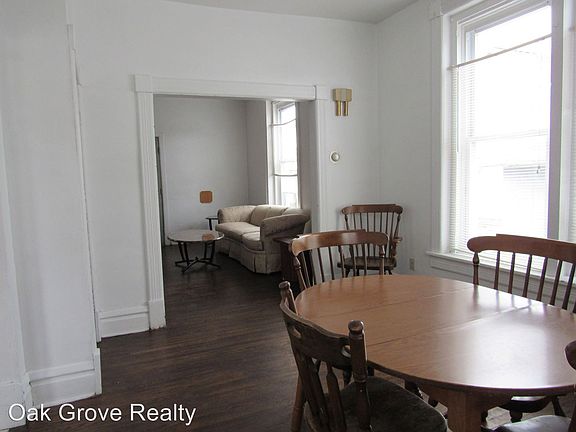 4th image of 722 Klondyke Ave