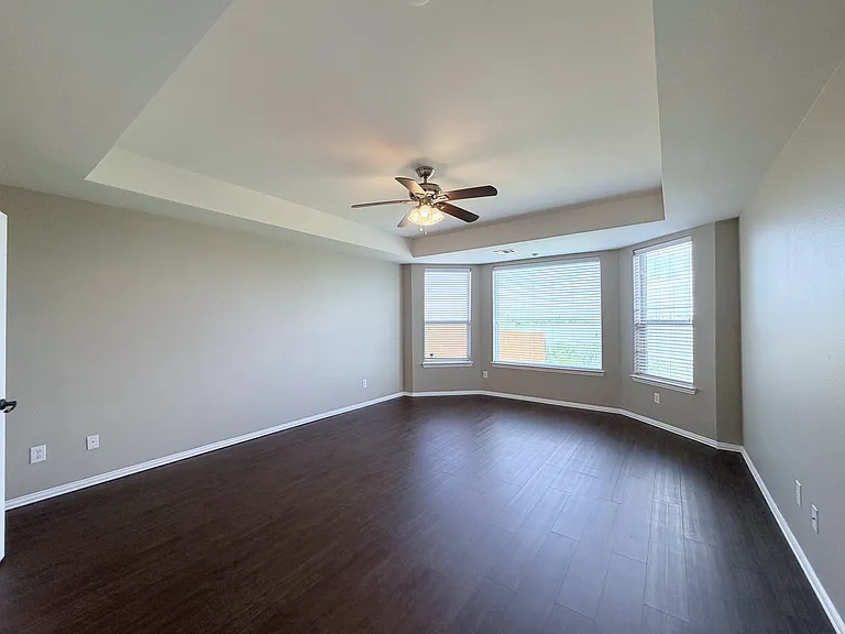 2800 Appaloosa Ct — Photo 25