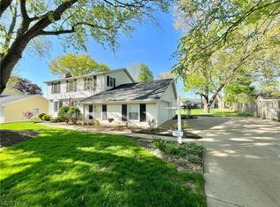 341 Forest Meadows Dr, Medina, OH