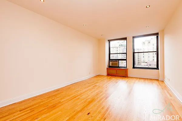 Rented by Mirador Real Estate | media 22