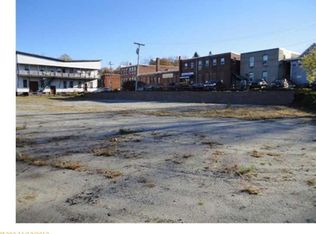 692 Lisbon St, Lisbon, ME 04252