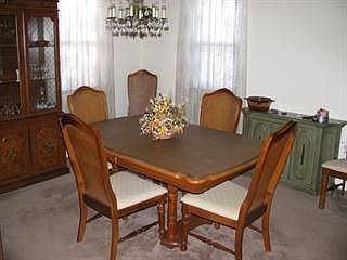 5th image of 219 Garden Ave