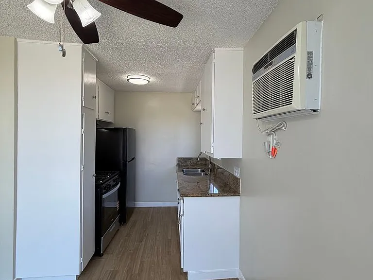 Stone Gate Apartments — Photo 46