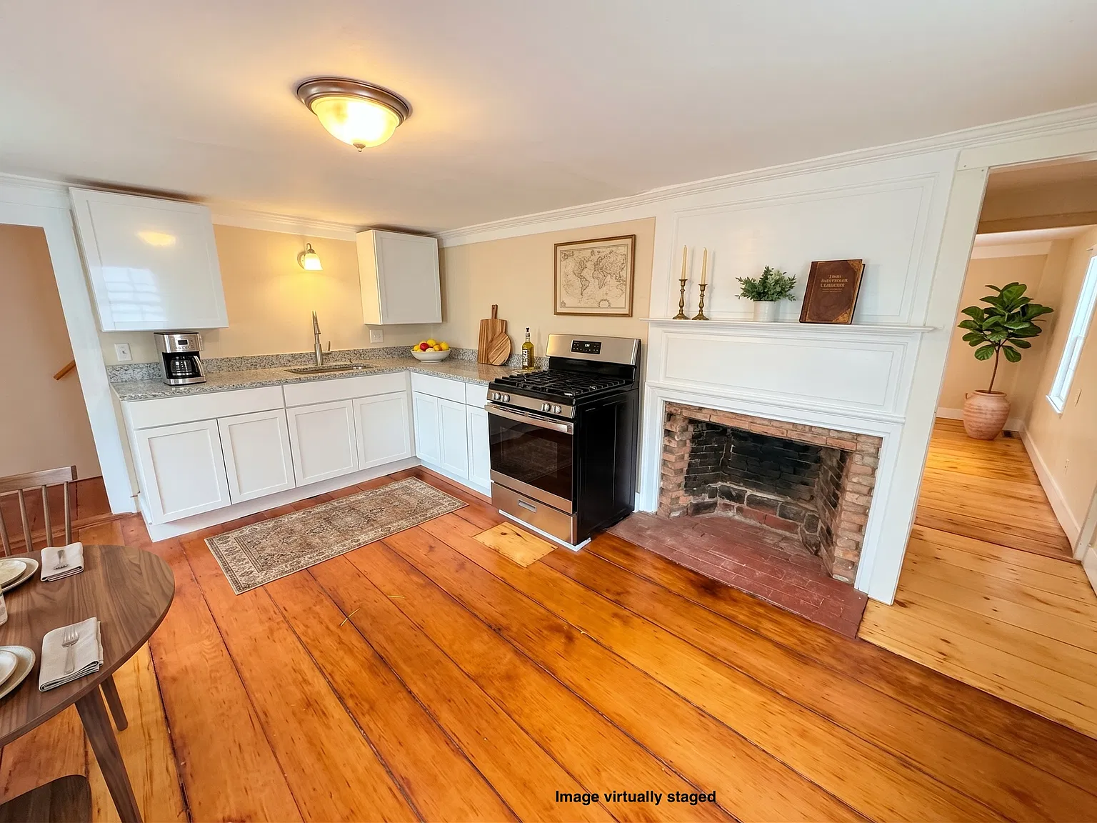 2 bed, 1500 sqft, $2,775 — Photo 3