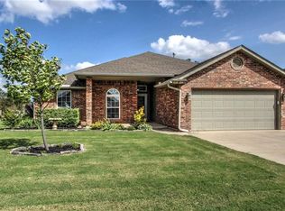 1500 Jordan Dr, Moore, OK 73160