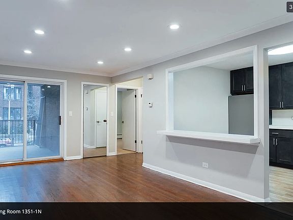 2nd image of 1351 W Winnemac Ave APT 2R
