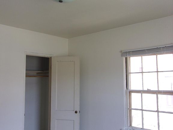 5th image of 329 Ellis Ave APT 4
