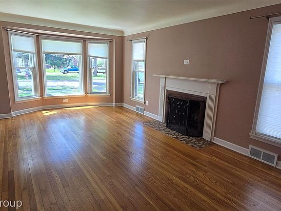 4th image of 6130 Oakman Blvd