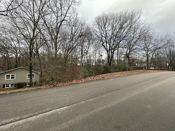2nd image of 1325 Timbercrest Ln