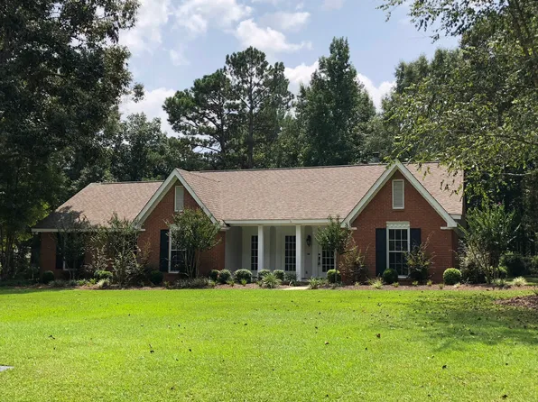 9 Rockwood Dr, Hattiesburg, MS 39402