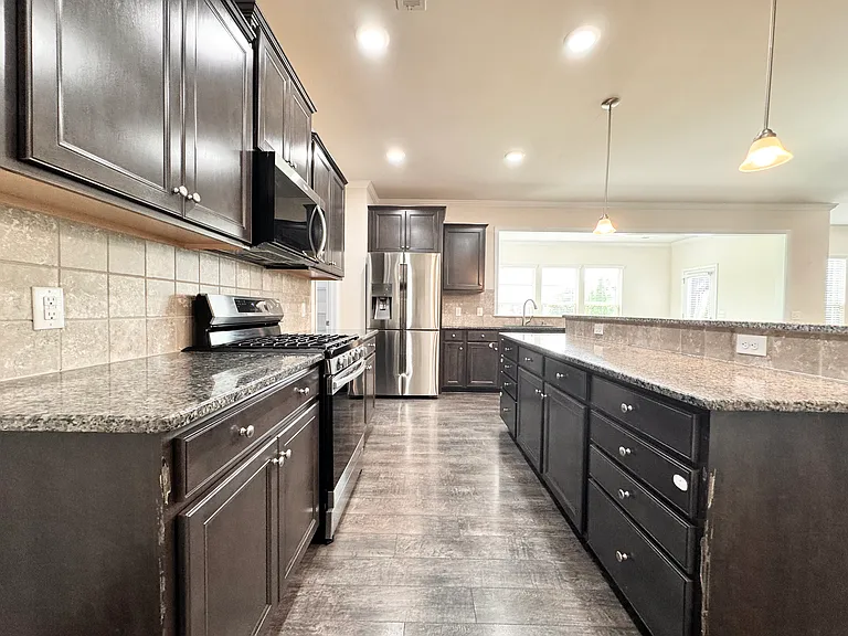 10428 Honeyfur Ct — Photo 11
