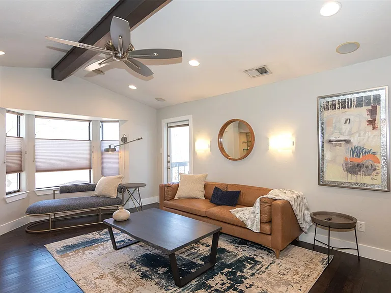 2410 Enfield Rd #10 — Photo 8