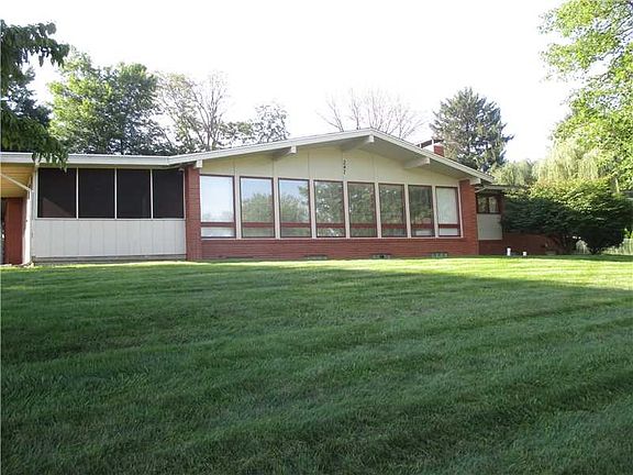 2nd image of 347 Lejeune Dr