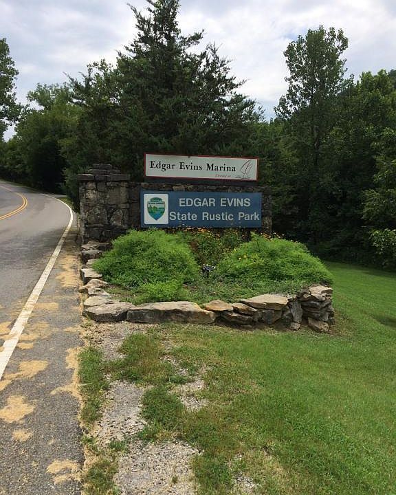1st image of W Park Dr