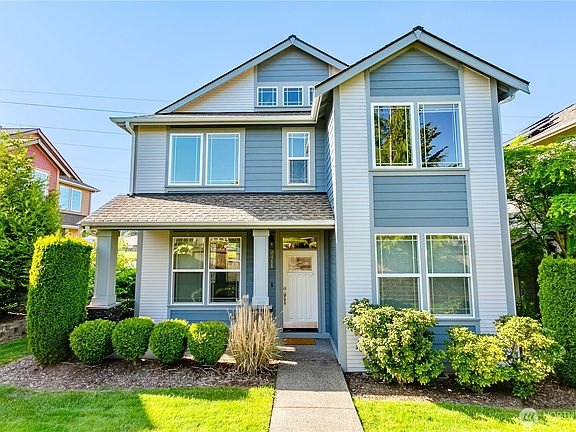 2nd image of 2411 43rd Avenue SE