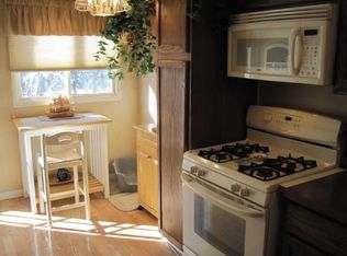 2S670 Enrico Fermi Ct, Warrenville, IL 60555