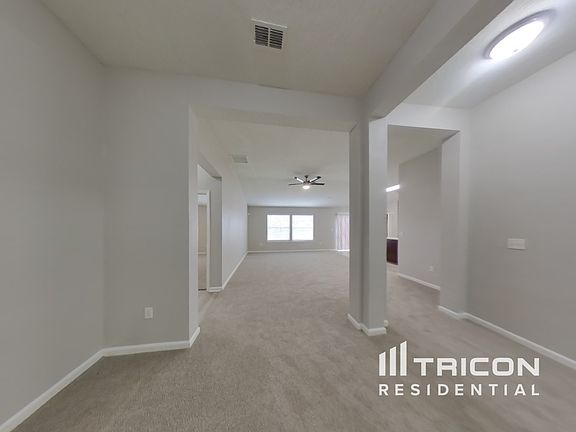 4th image of 1731 Hollow Glen Dr