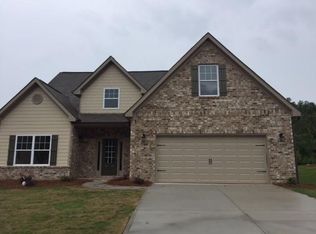 323 Shiloh Valley Dr, Lithia Springs, GA 30122