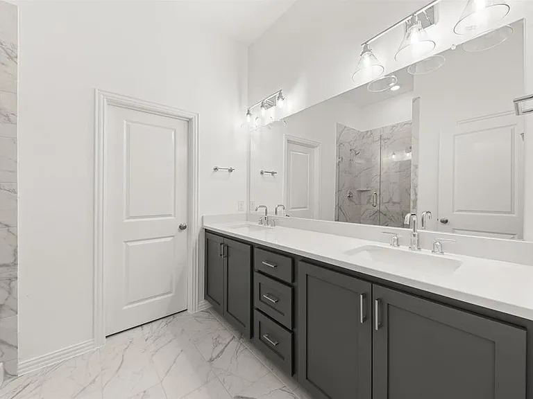 1237 Doris May Dr — Photo 12