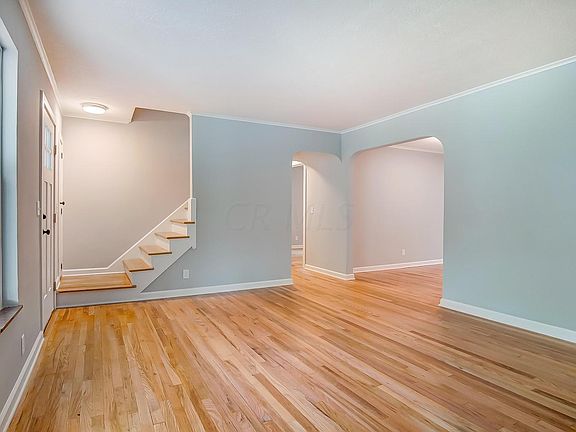 3rd image of 614 Glenmont Ave