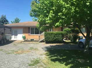 6768 Old Pipestone Rd, Eau Claire, MI 49111